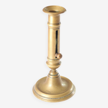 Brass candle holder bobèche