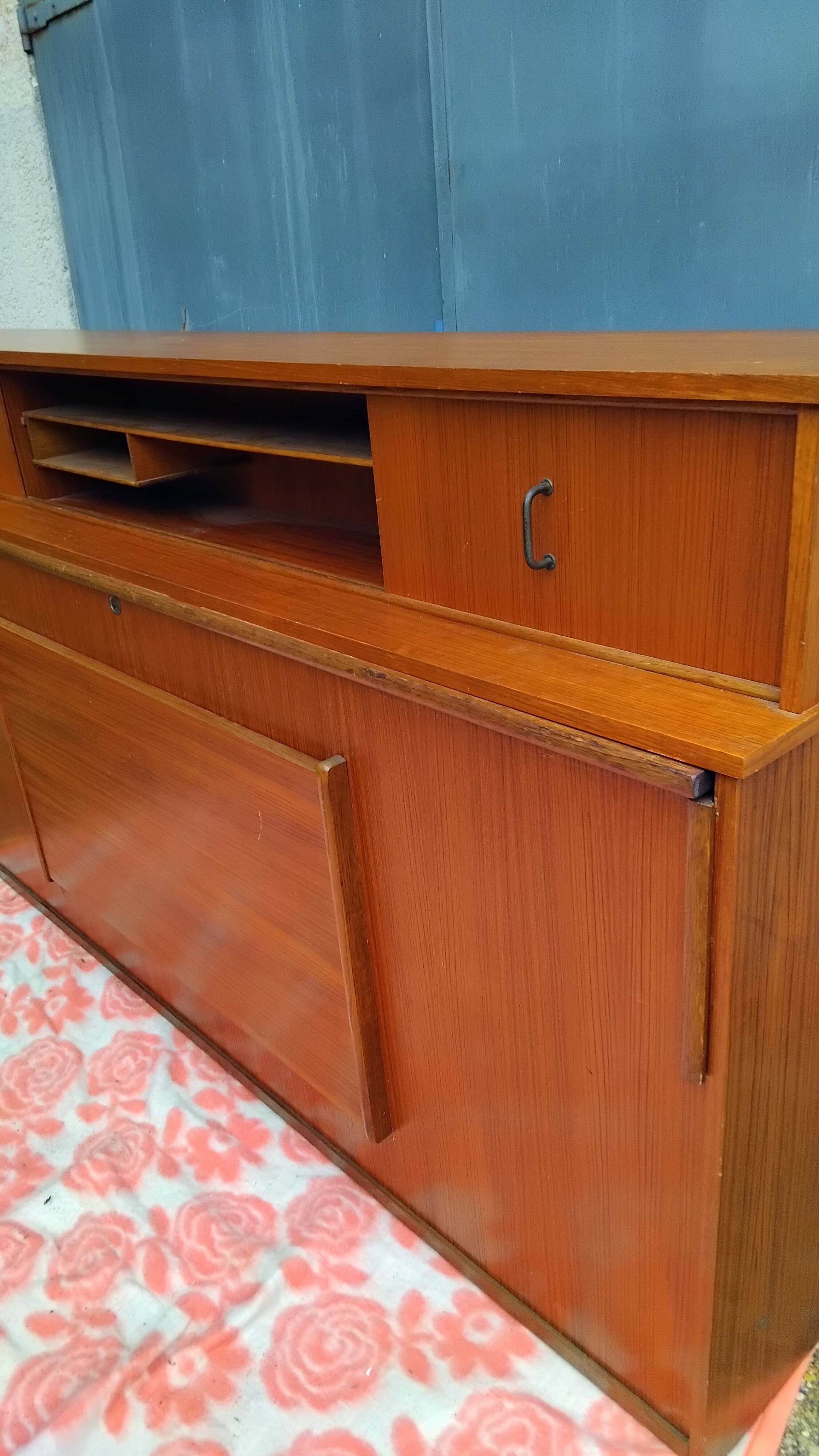MEUBLIT vintage bed and desk furniture from the 50s and 60s, teak