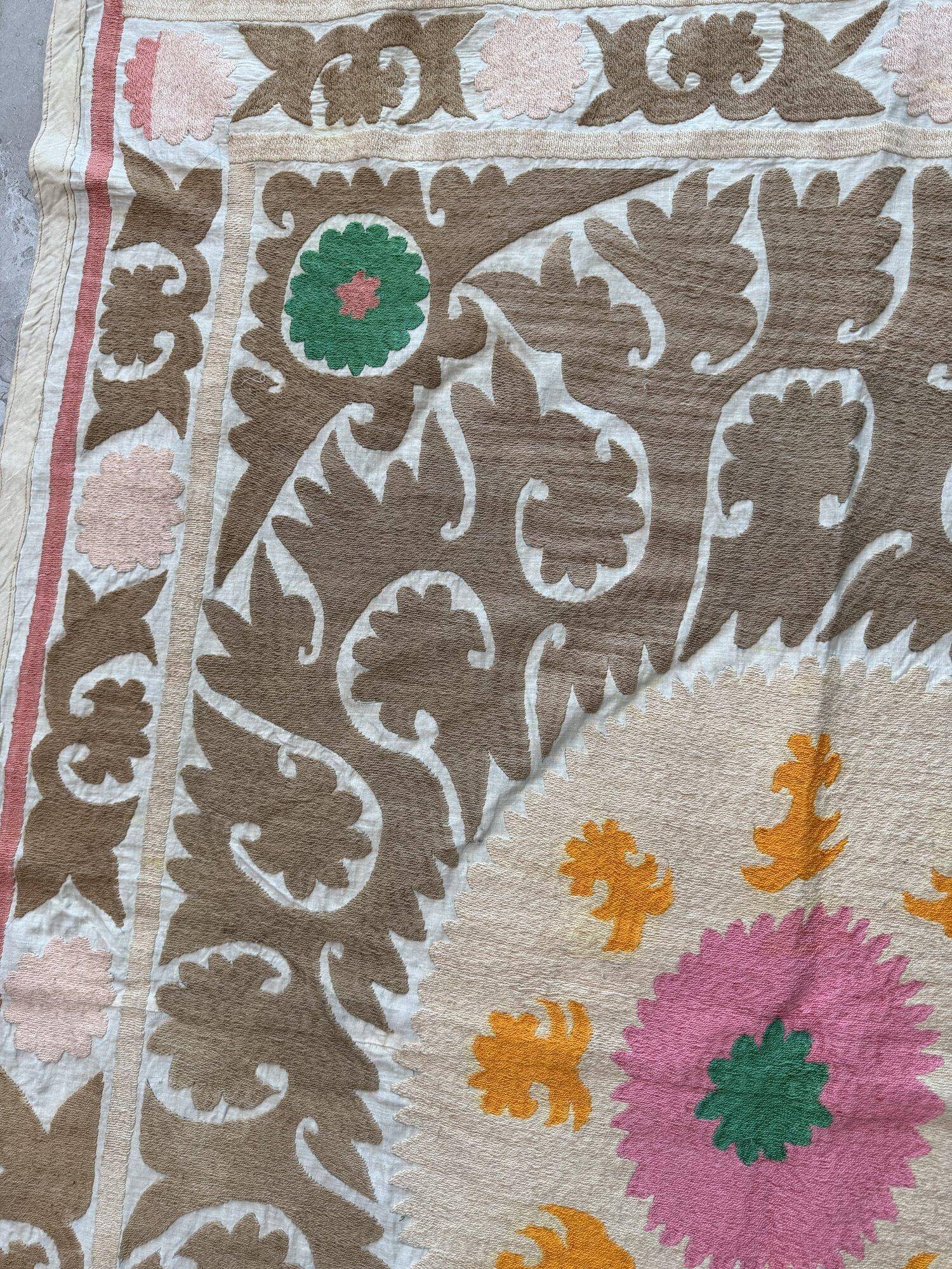 Vintage hand-embroidered tablecloth 116x160 cm