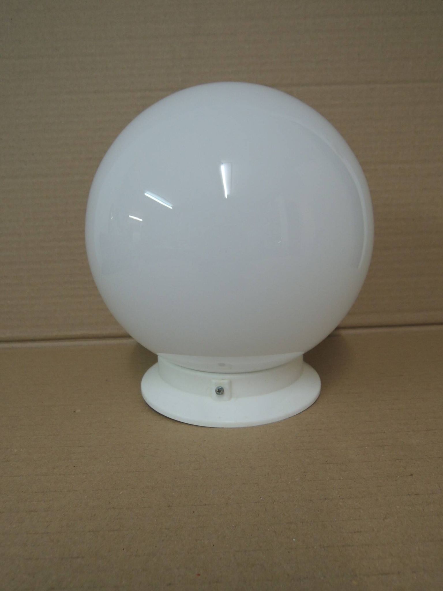 Plafonnier globe