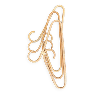 Rattan hanger