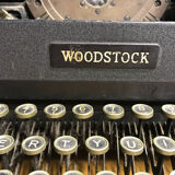 Machine à écrire Woodstock 1930