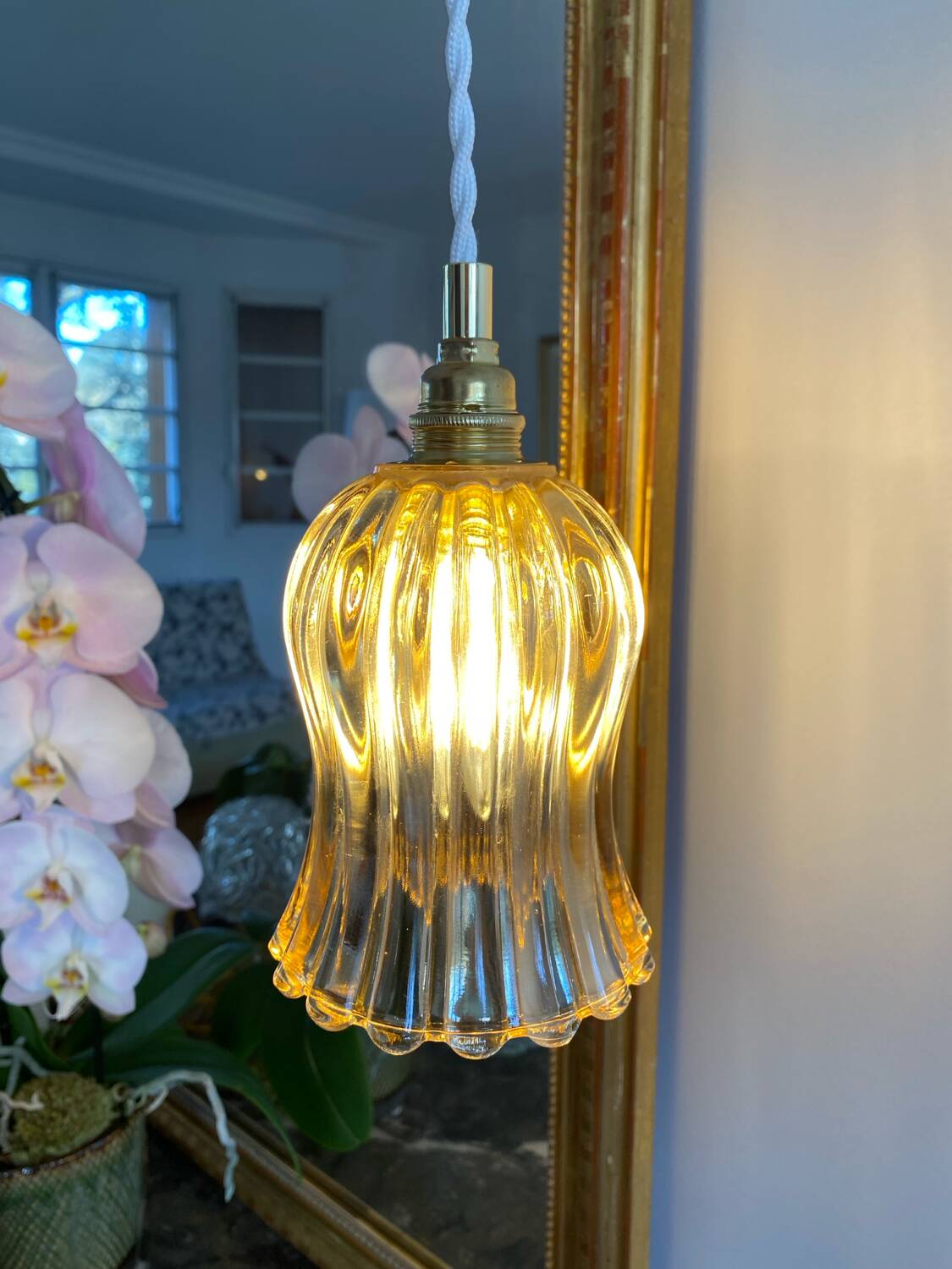 Pair of portable lamps with vintage amber glass globes