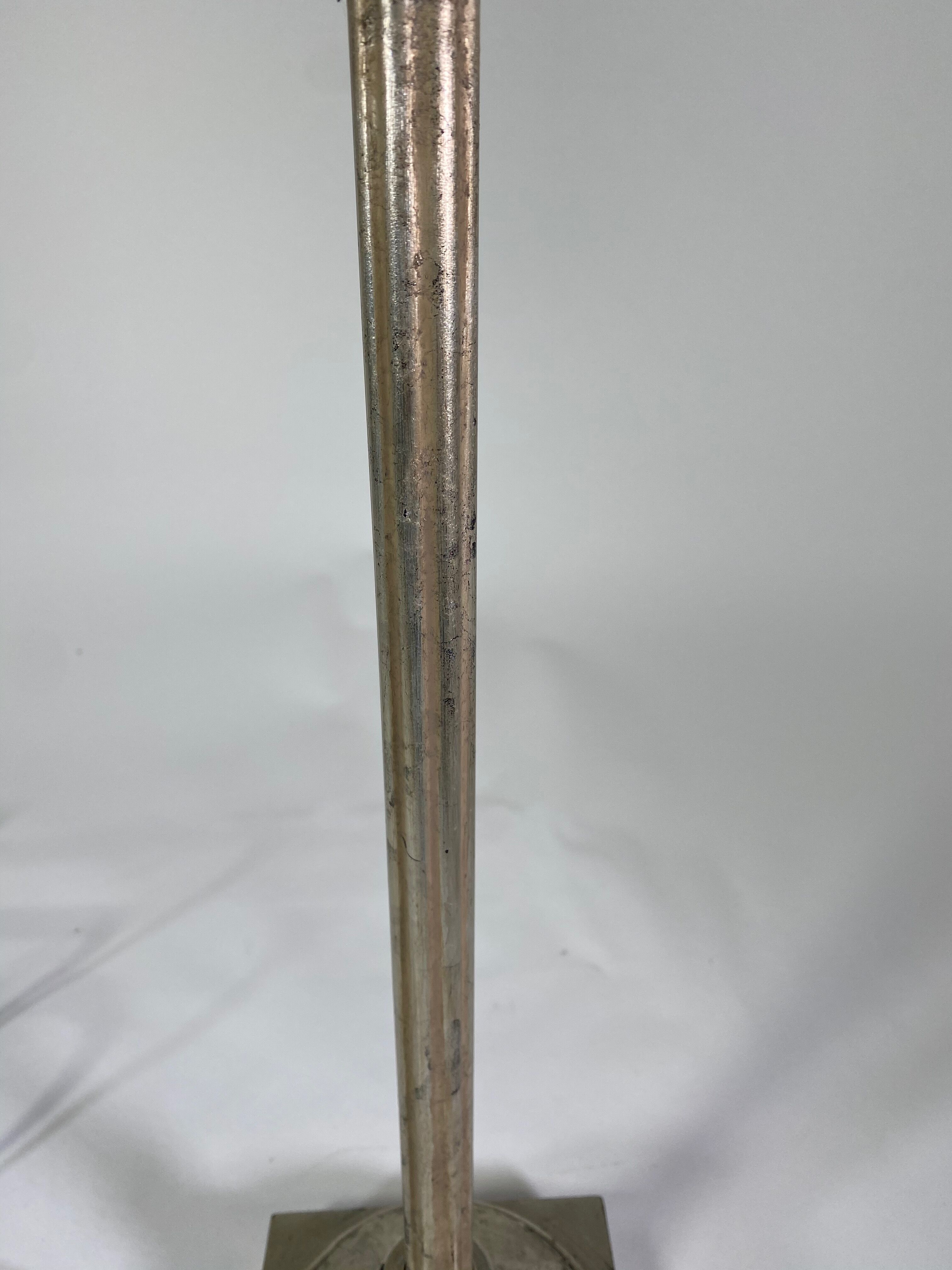 Silver metal palm lamp foot