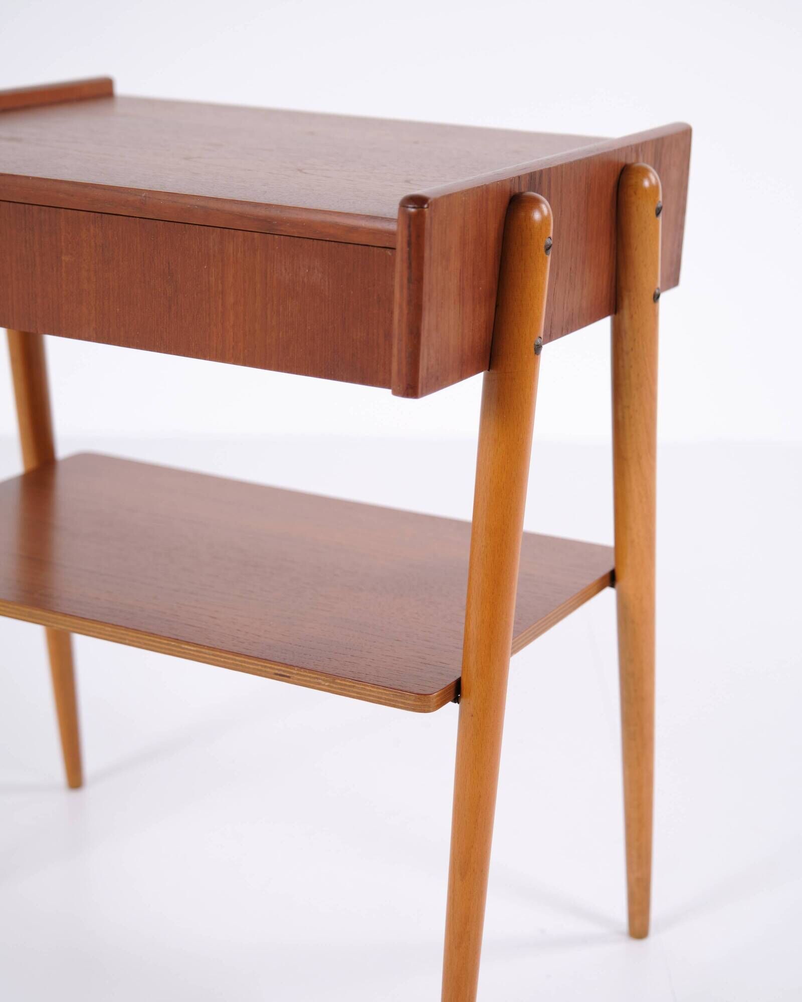 Side/bedside table - Teak - AB Carlström & Co furniture factory - Sweden - 1950s