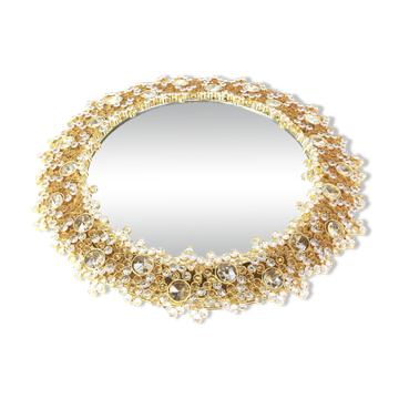 Spectacular mirror with backlighting in gilded brass and crystal glass by Palwa, Germany.