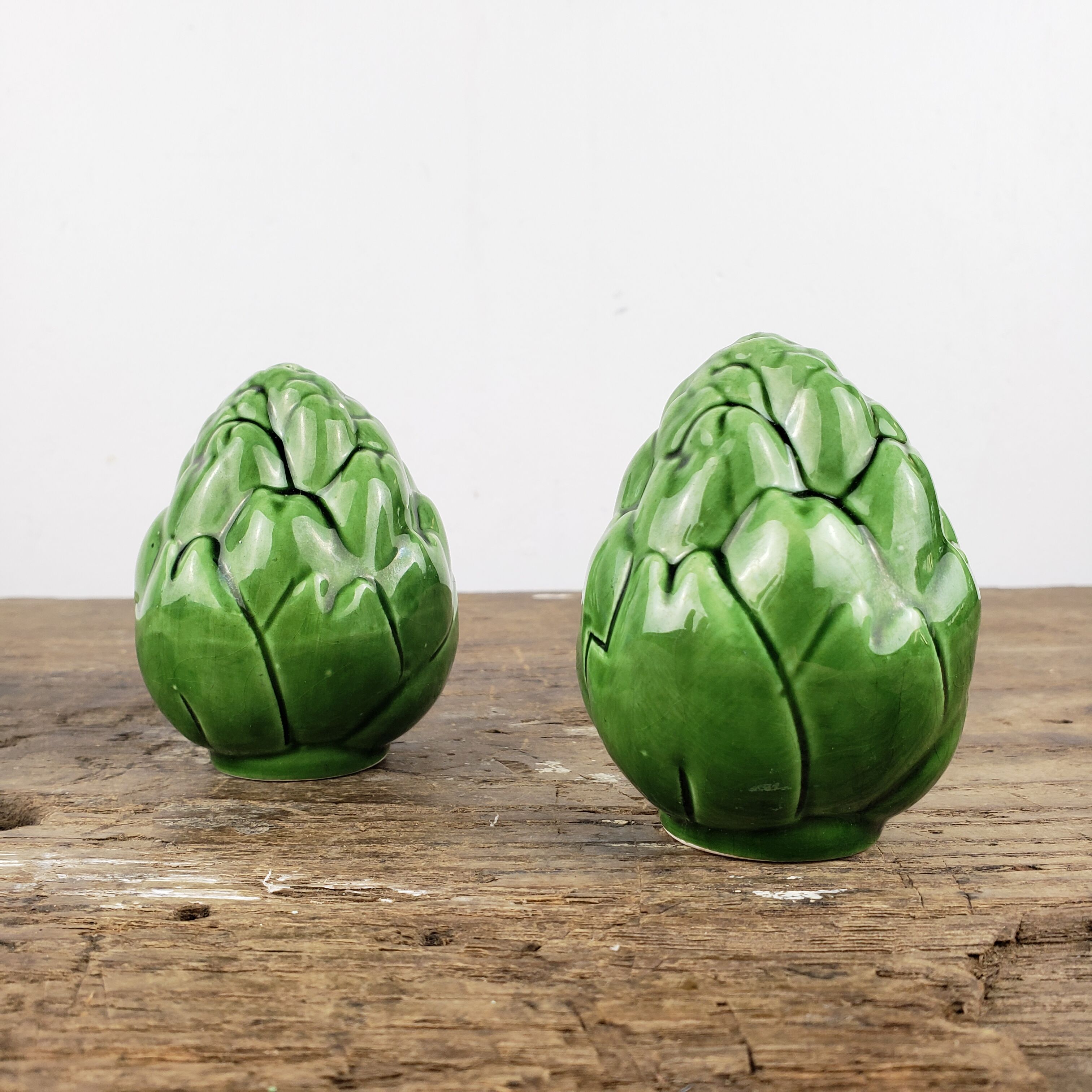 Salt shaker & pepper slurry artichoke