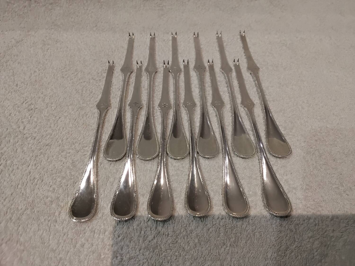 6 silver-plated lobster picks by Christofle, Perles pattern