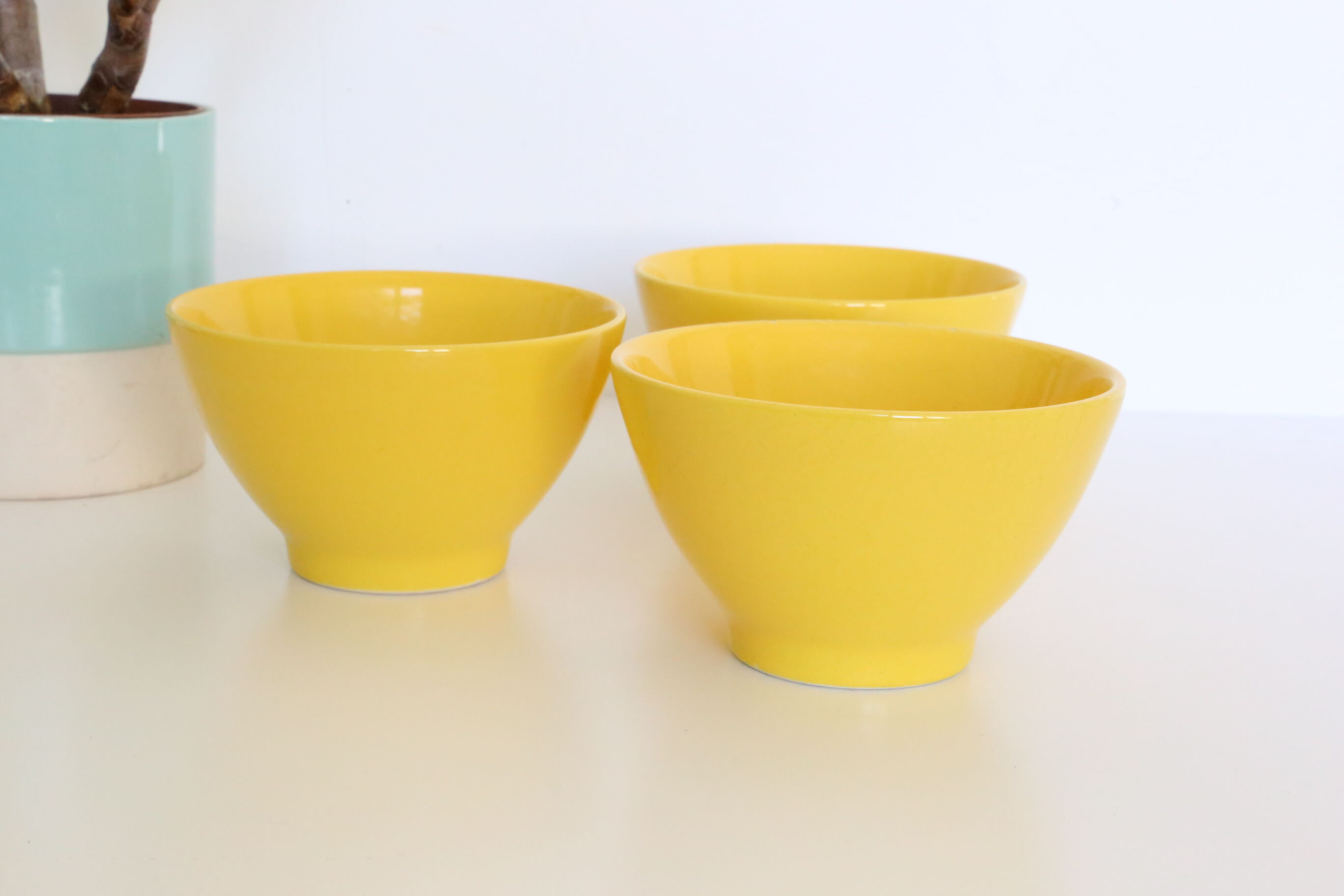 6 yellow bowls Moulin des Loups