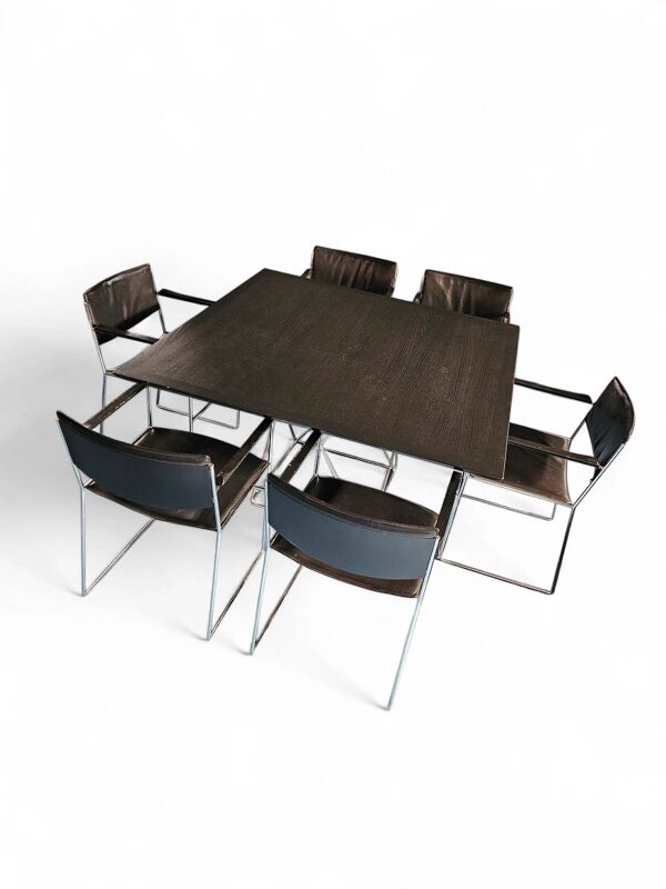 Ensemble de salle à manger Arco par Arnold Merckx avec une rare table assortie Arco des années 1980 en cuir noir / plateau noir
