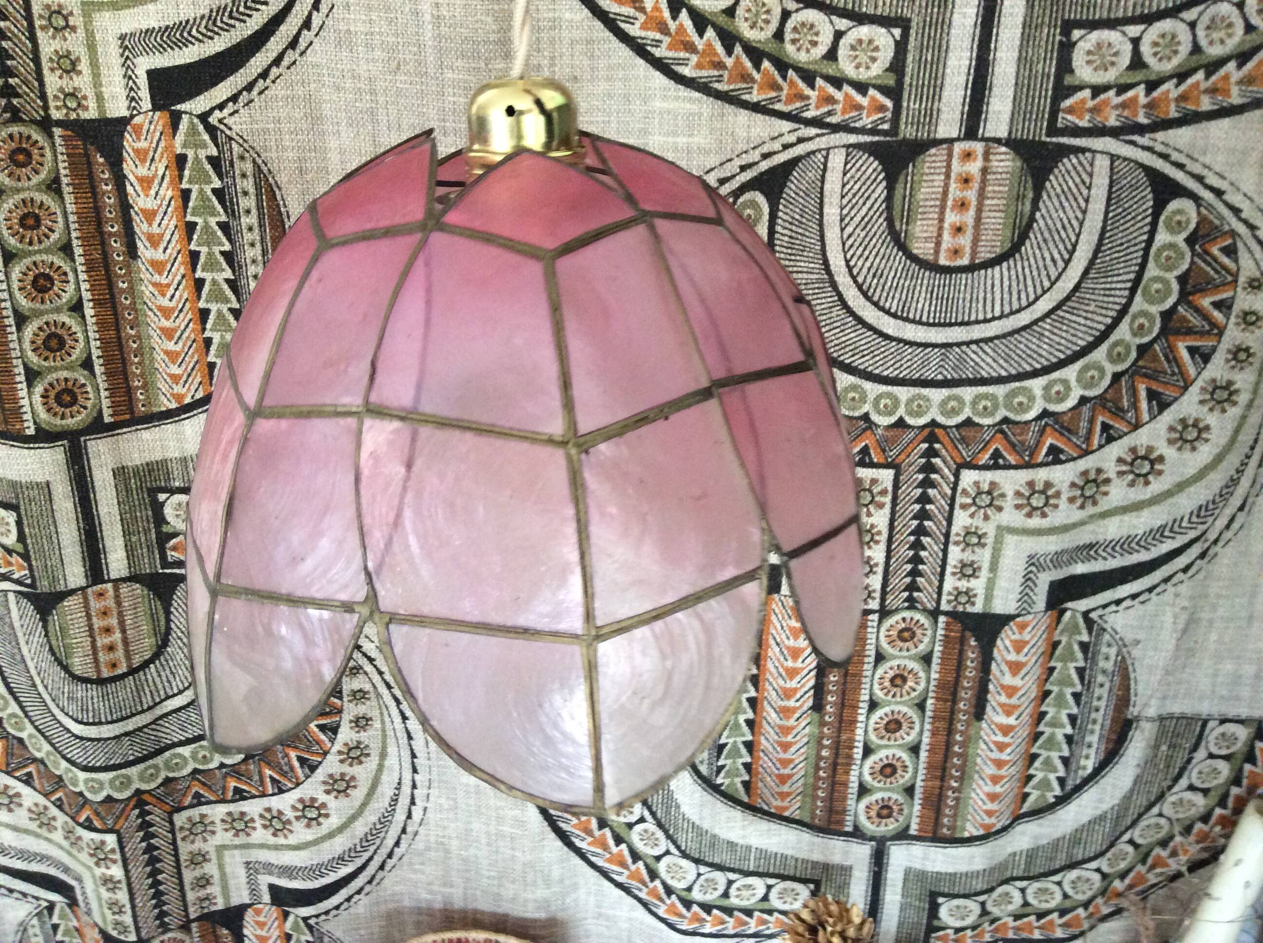 Mother-of-pearl pendant