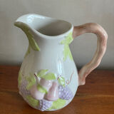 Grape pitcher pitcher