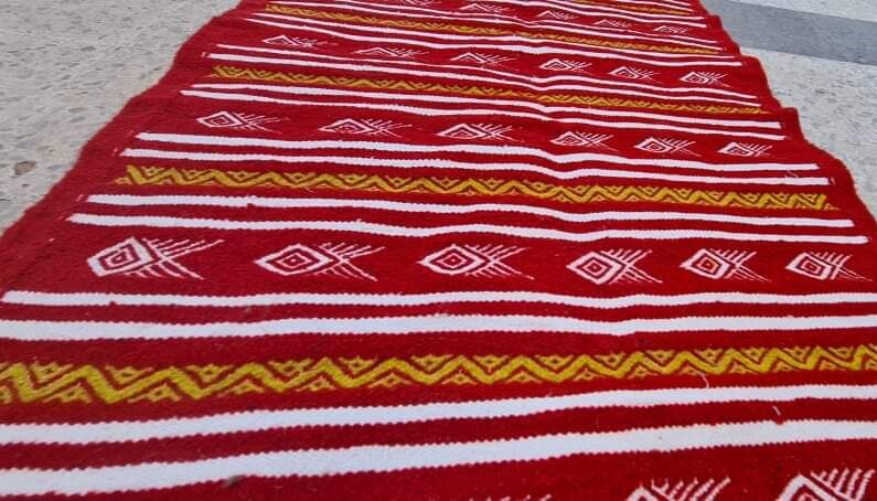 Handmade white and yellow red carpet 72x107cm