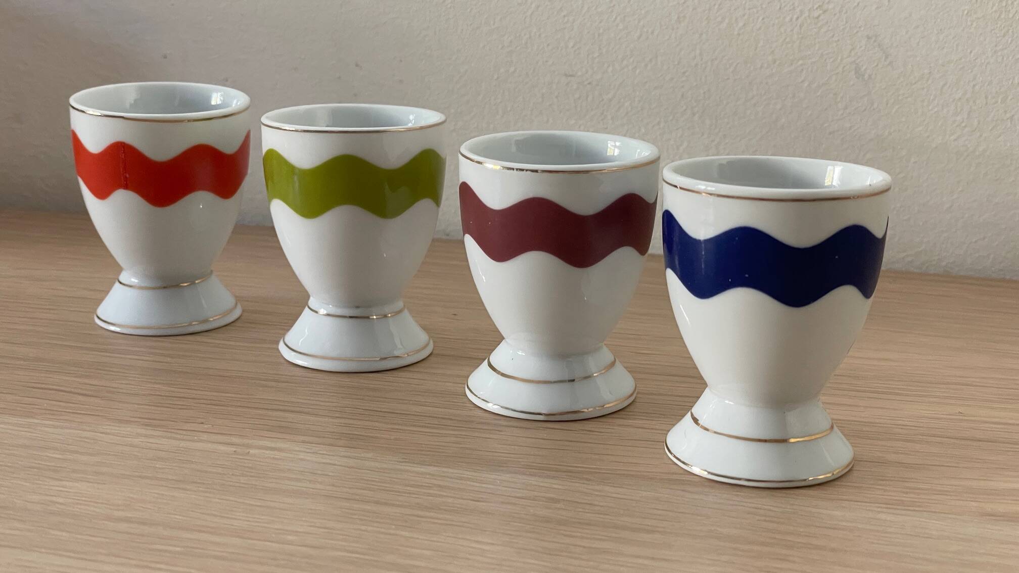 4 vintage porcelain coquetiers