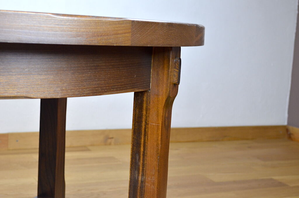 Round table / vintage oval in Aranjou elm