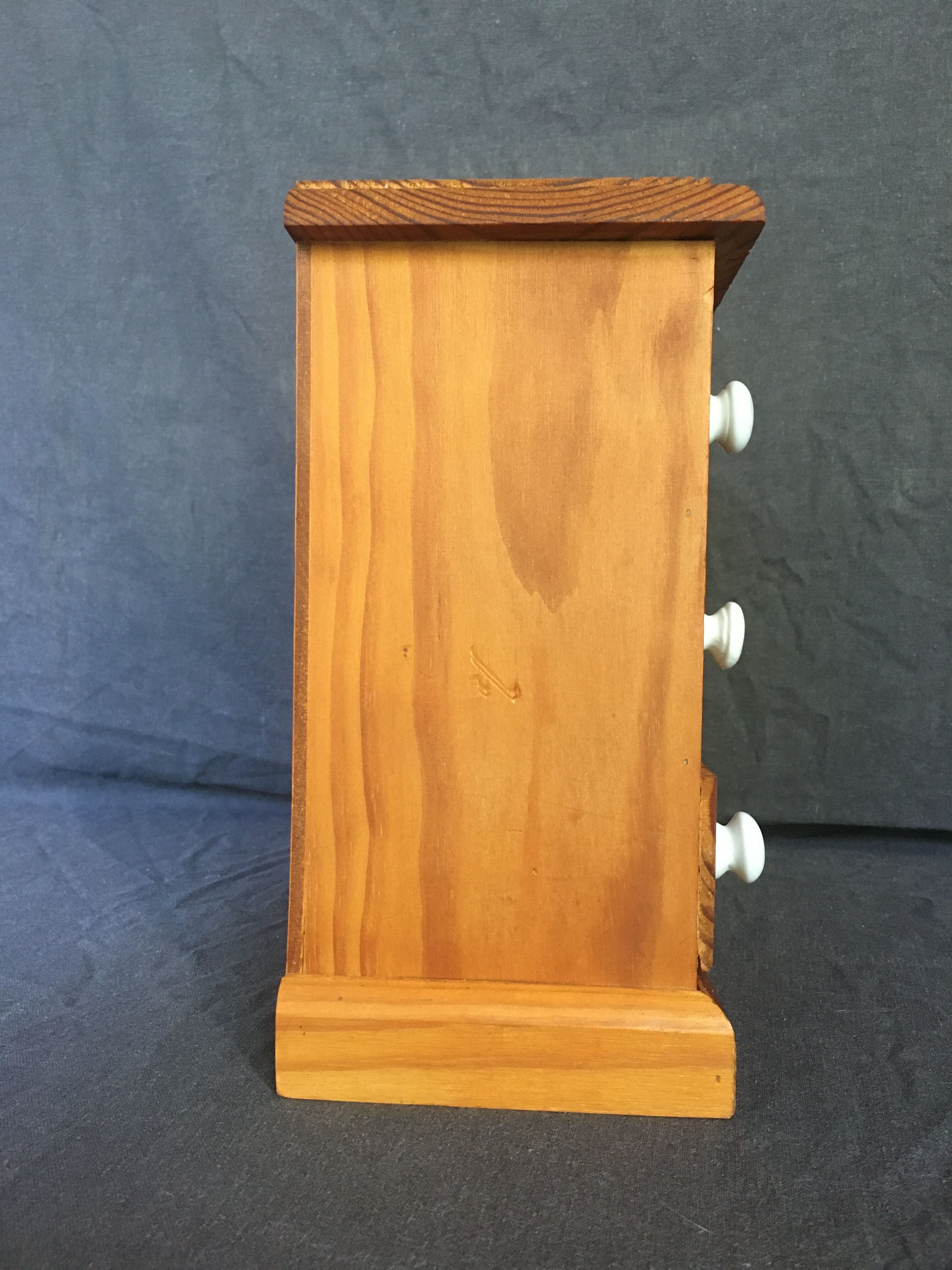 3-drawer pine dresser for dolls