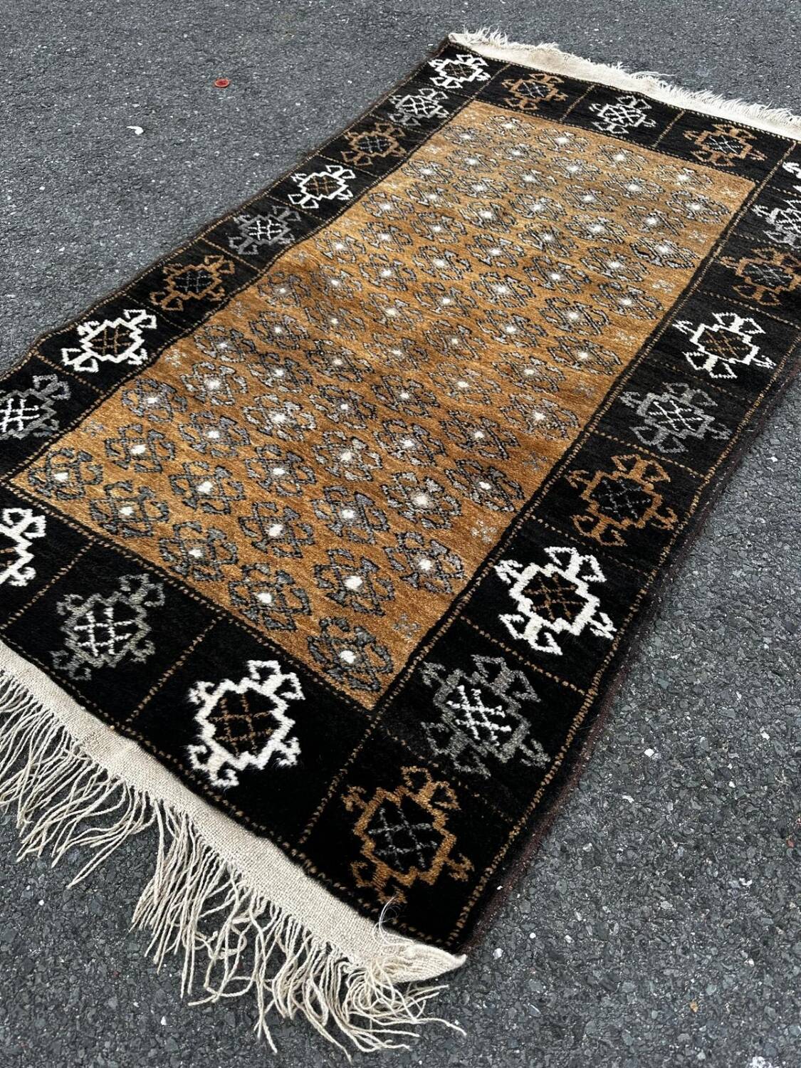 Handmade Persian carpet