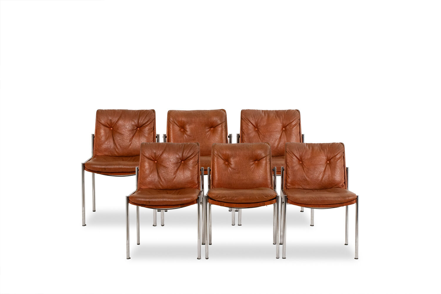 Série de 6 chaises en cuir et métal chromé, années 1970