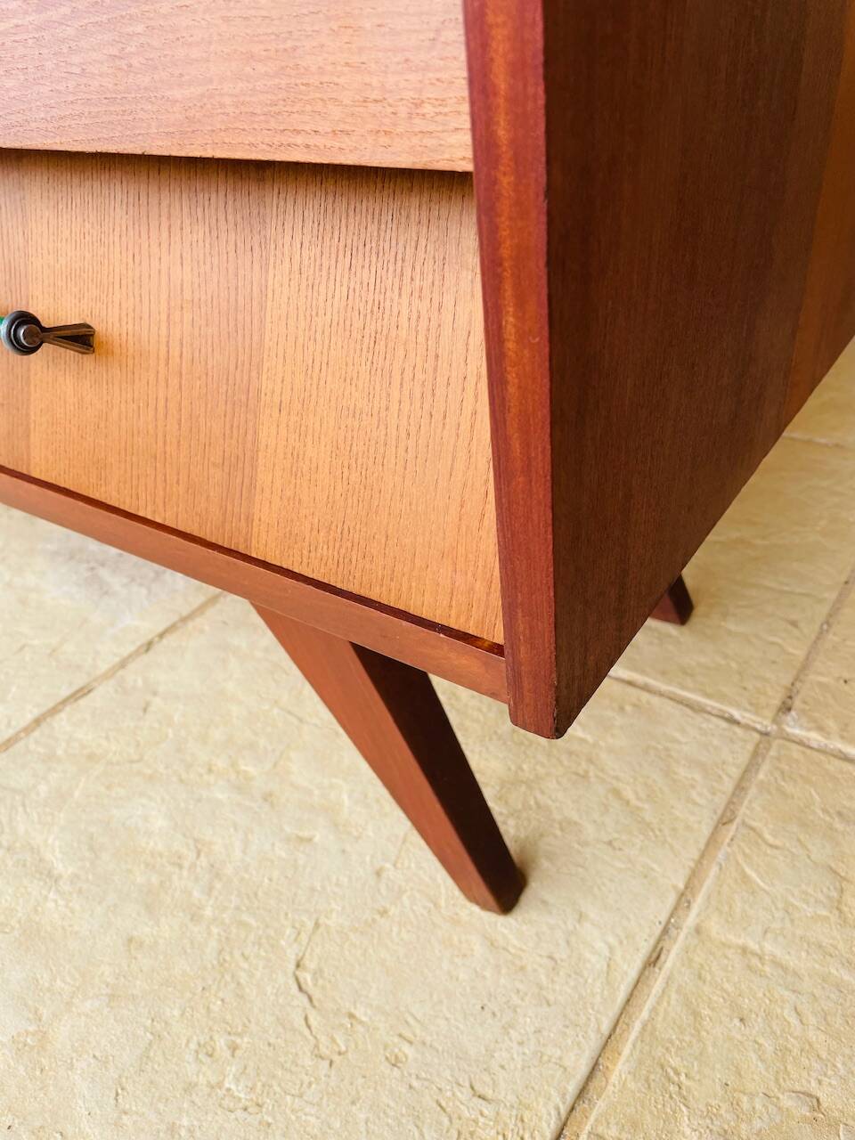 Vintage enfilade in ash and mahogany circa 1950s