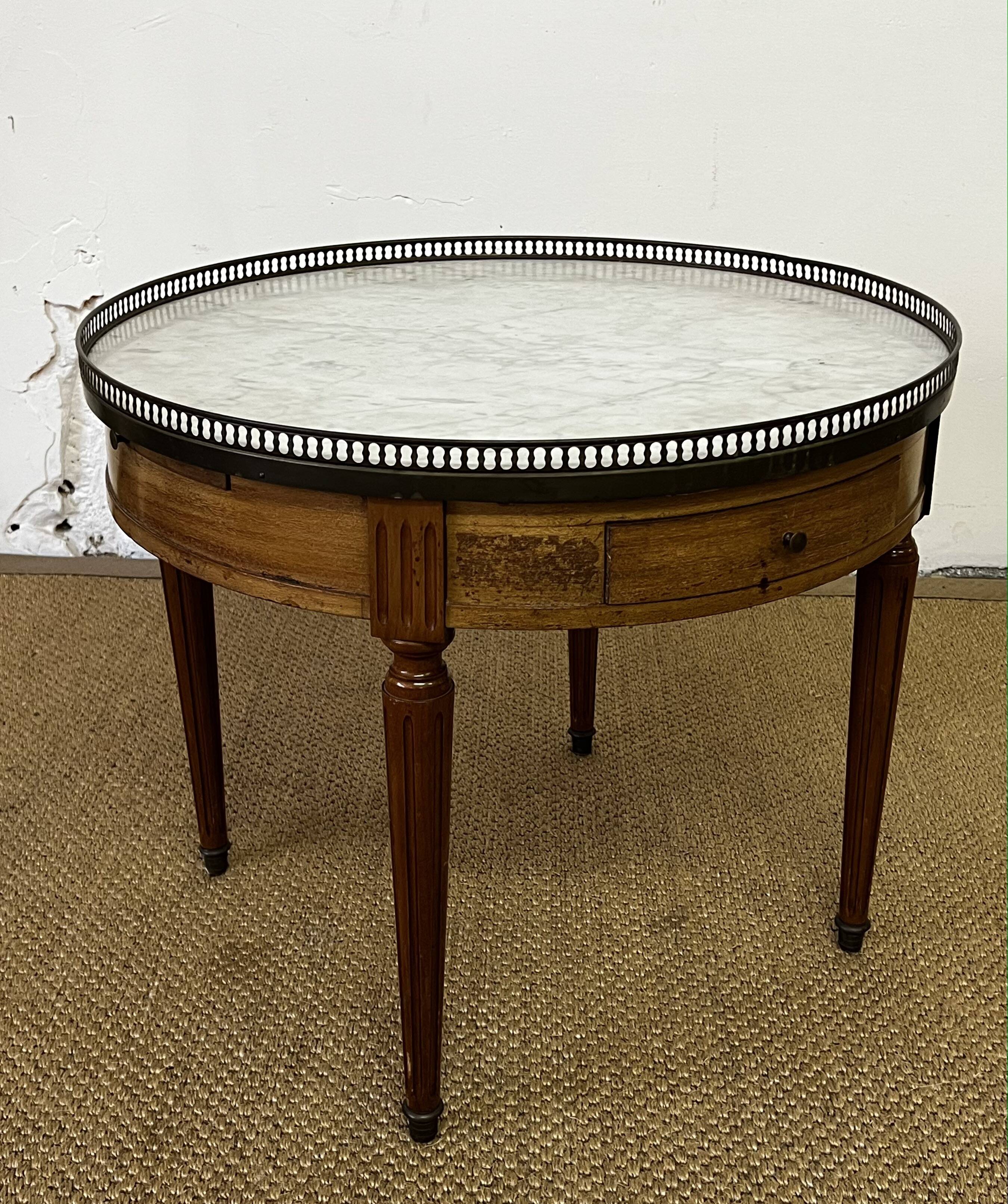 Guéridon - Table bouillotte de style Louis XVI