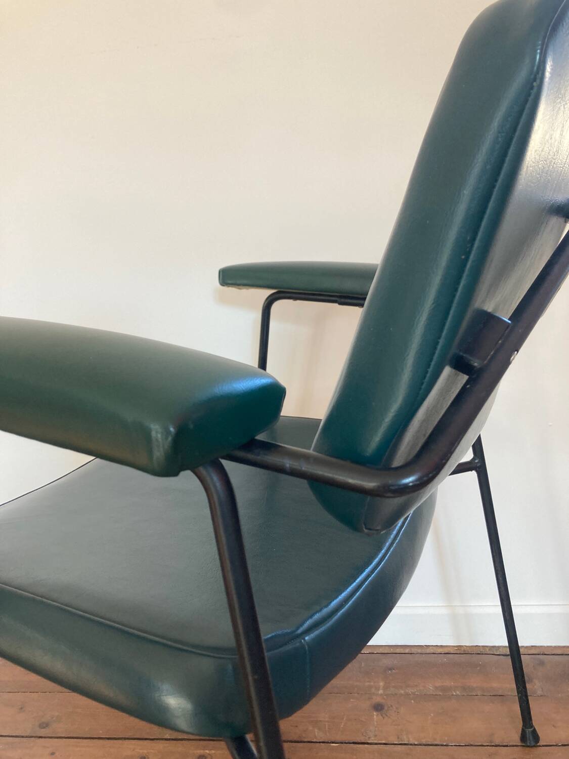 Pierre Paulin armchair