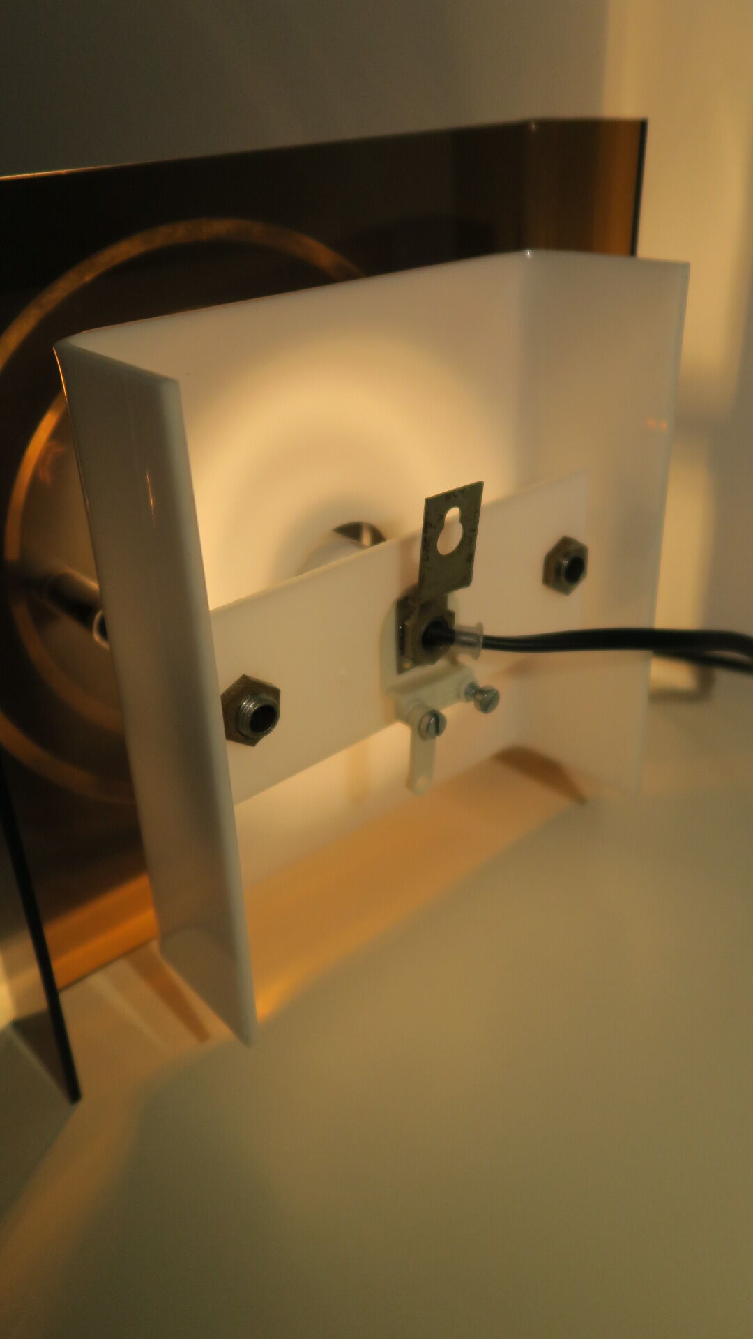 Herda, 80s wall lamp, plexiglass