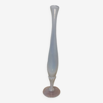 Vintage iridescent white opaline soliflore vase