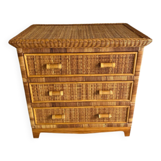 Chest of drawers