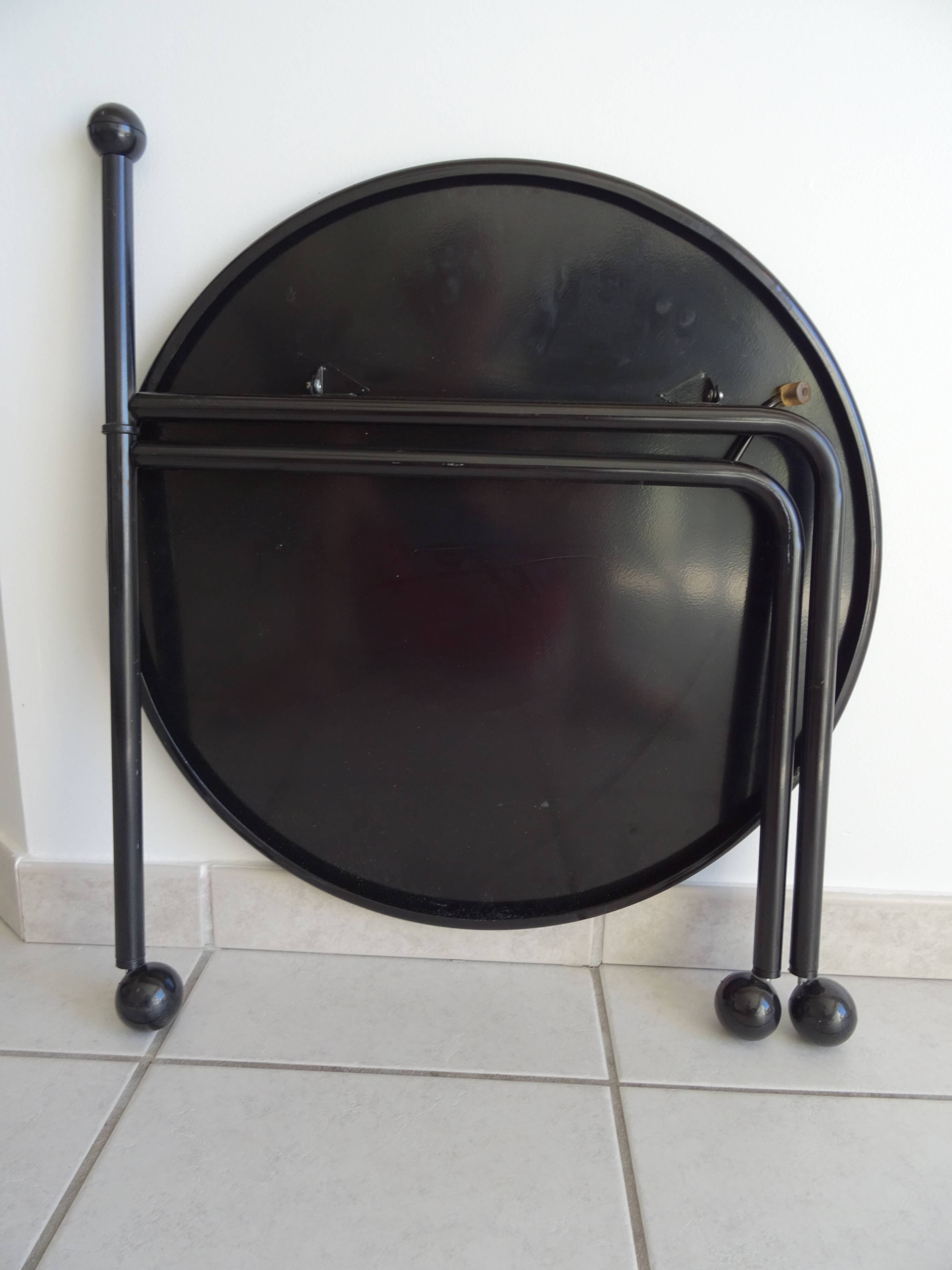 Table basse d'appoint pliable  Bogen design Tord Björklund pour IKEA