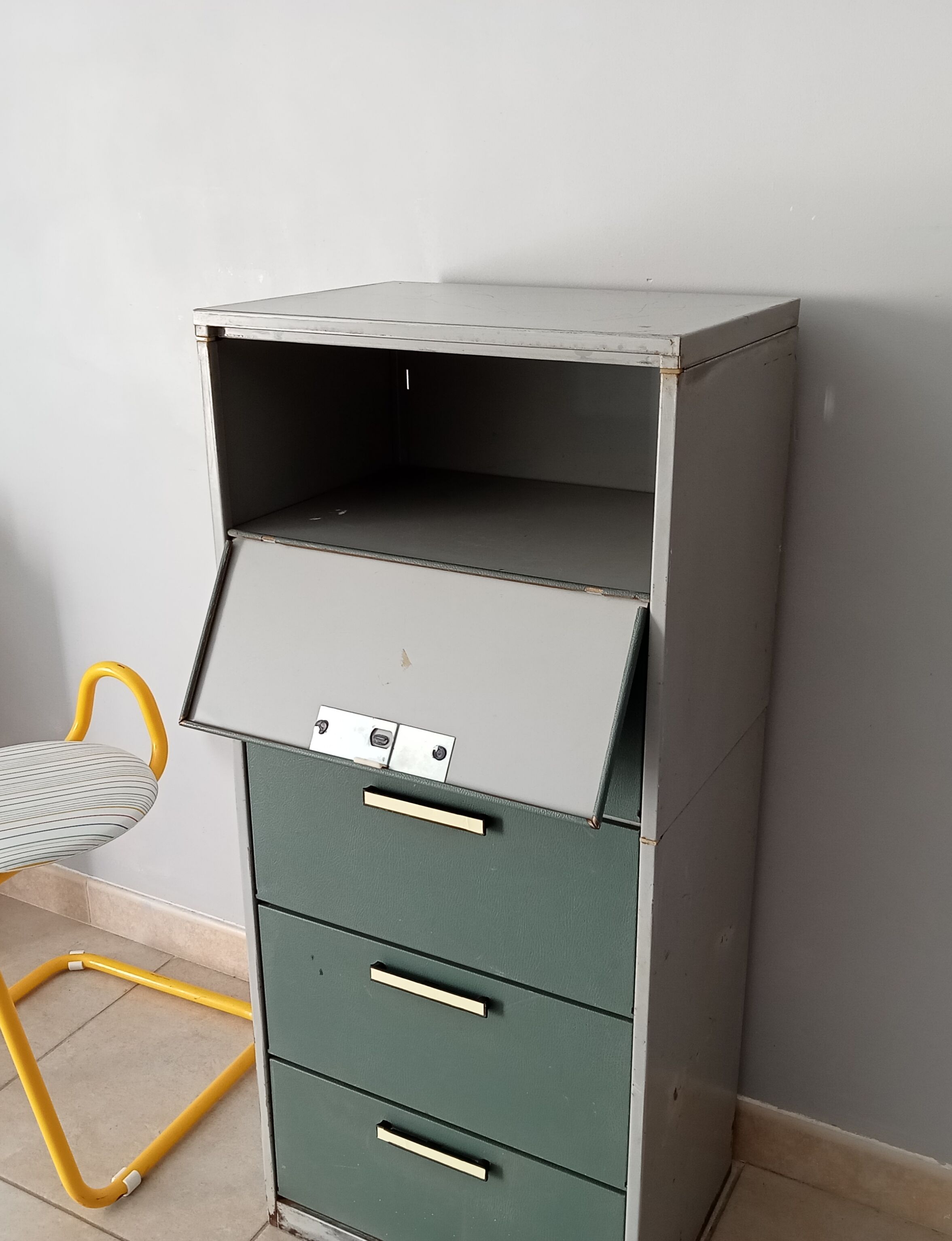 Metal loom furniture with valves 50/60s