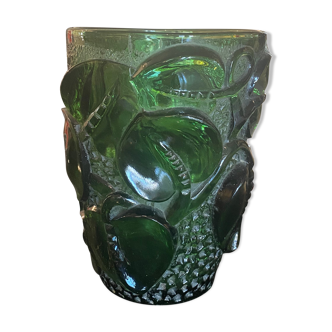 Glass vase with floral decorations