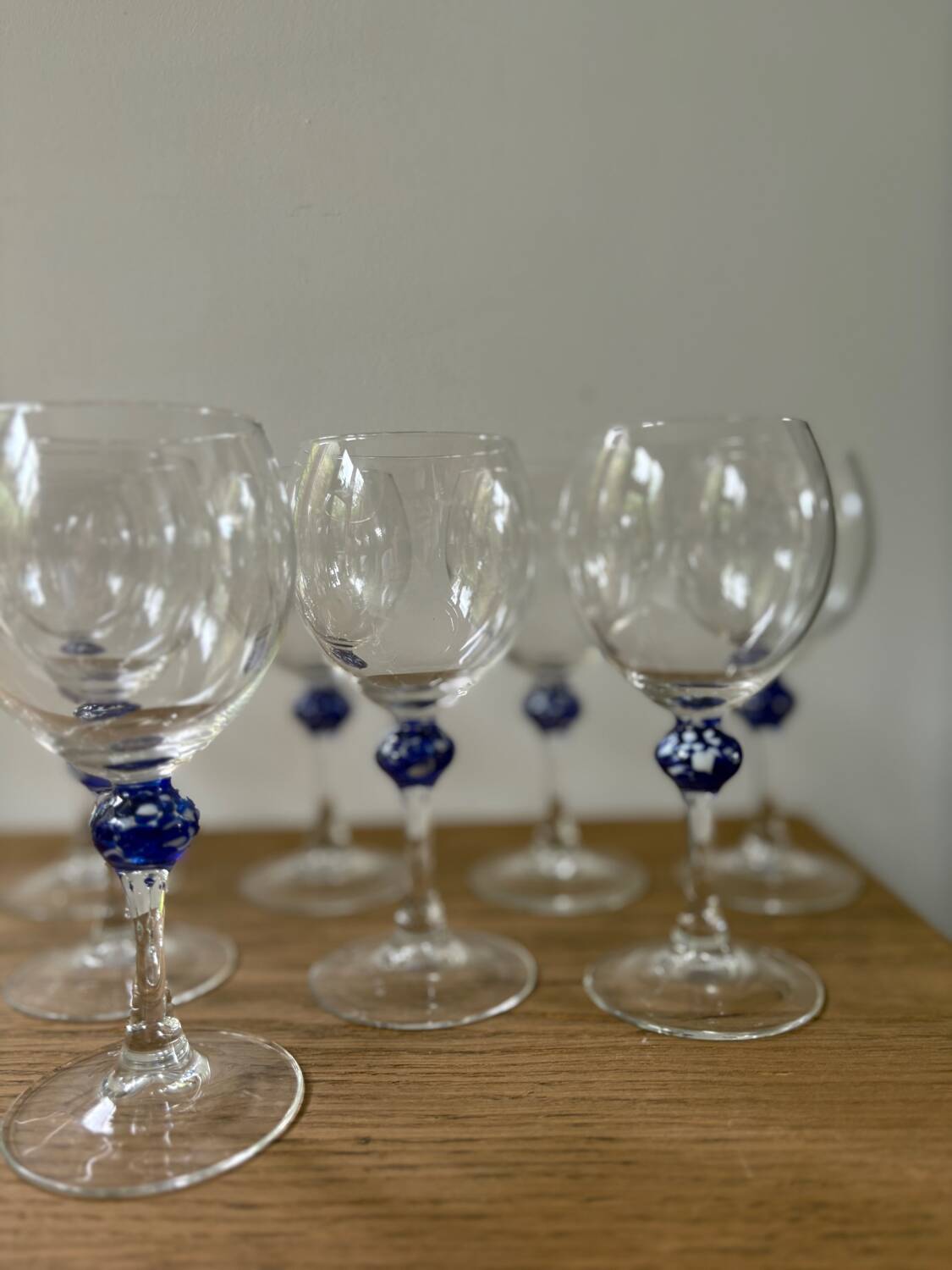 Set of 10 Luminarc Louisiana wine glasses