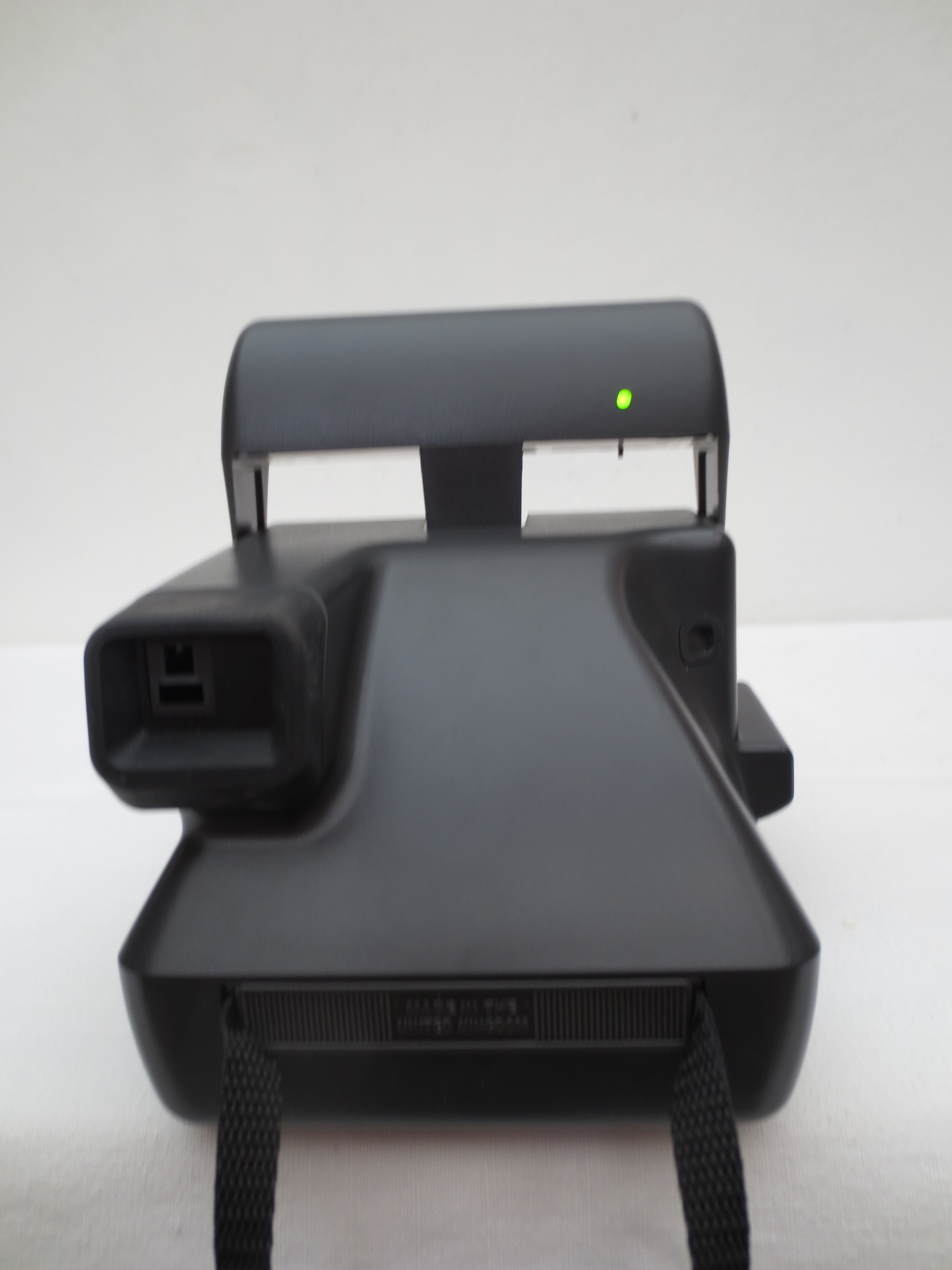 old polaroid camera 636