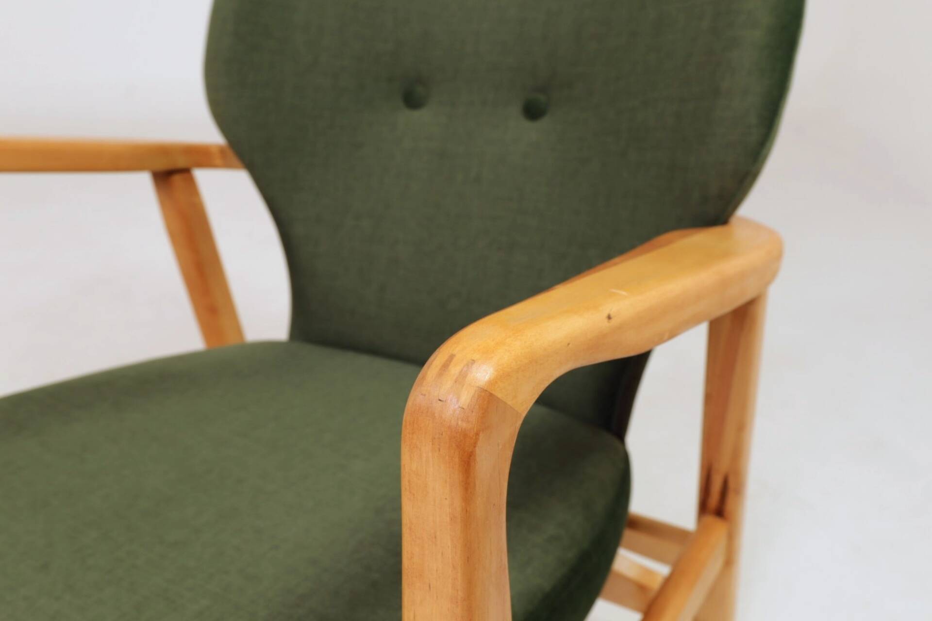 Pair of longue chairs royal green velvet by Ikea