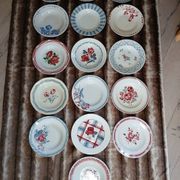16 assiettes creuses anciennes dépareillées 