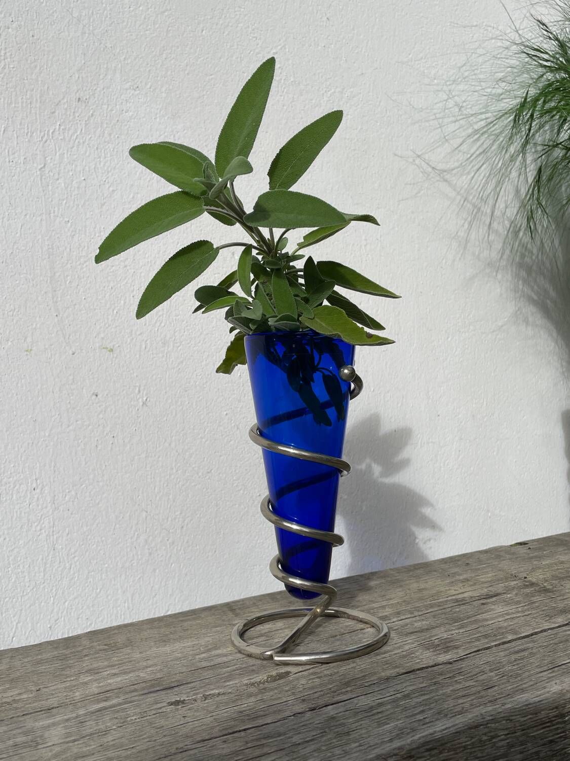 Small vase in cobalt blue glass and metal, 1980