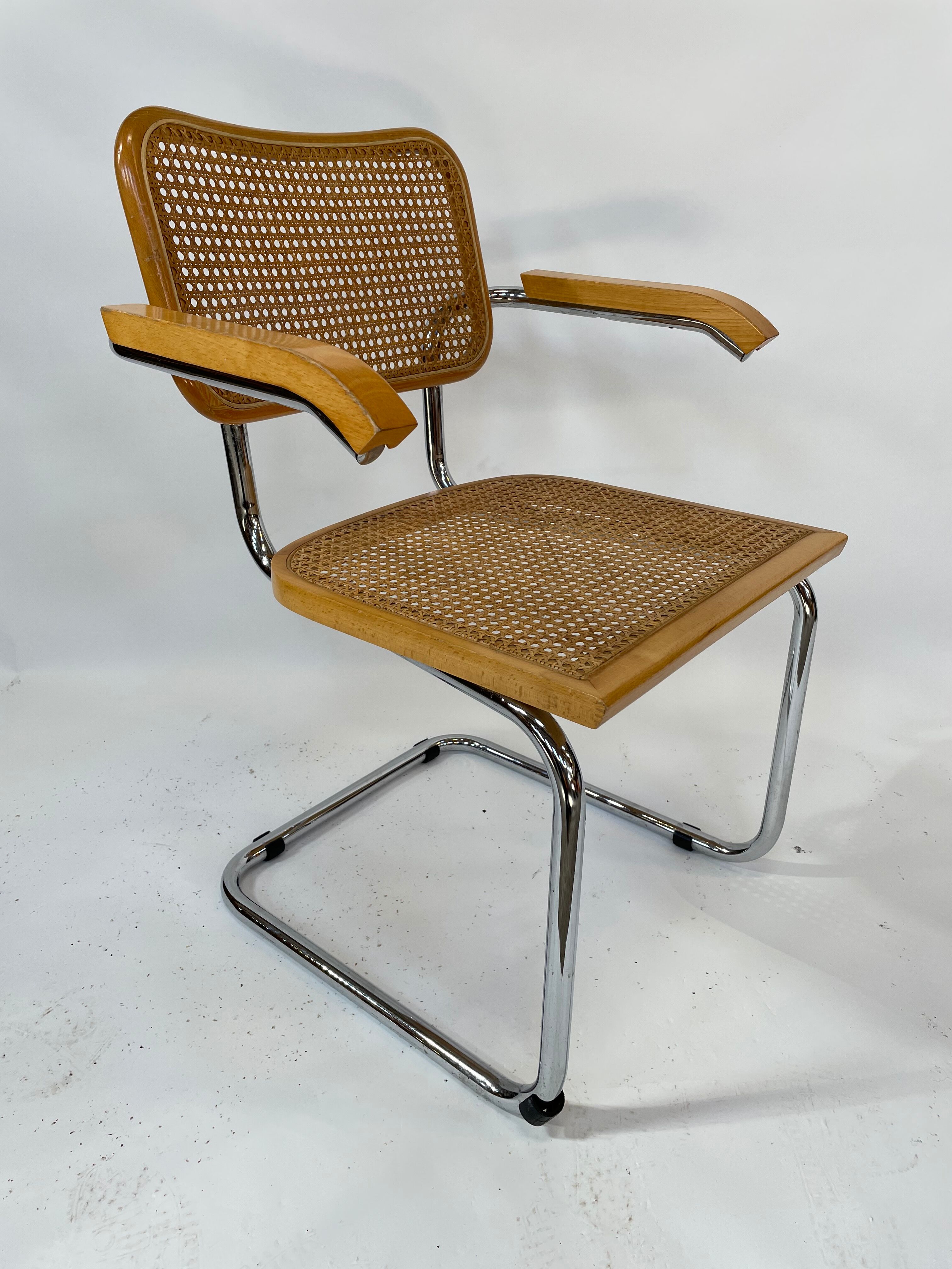 Cesca model design chair with armrests chrome version