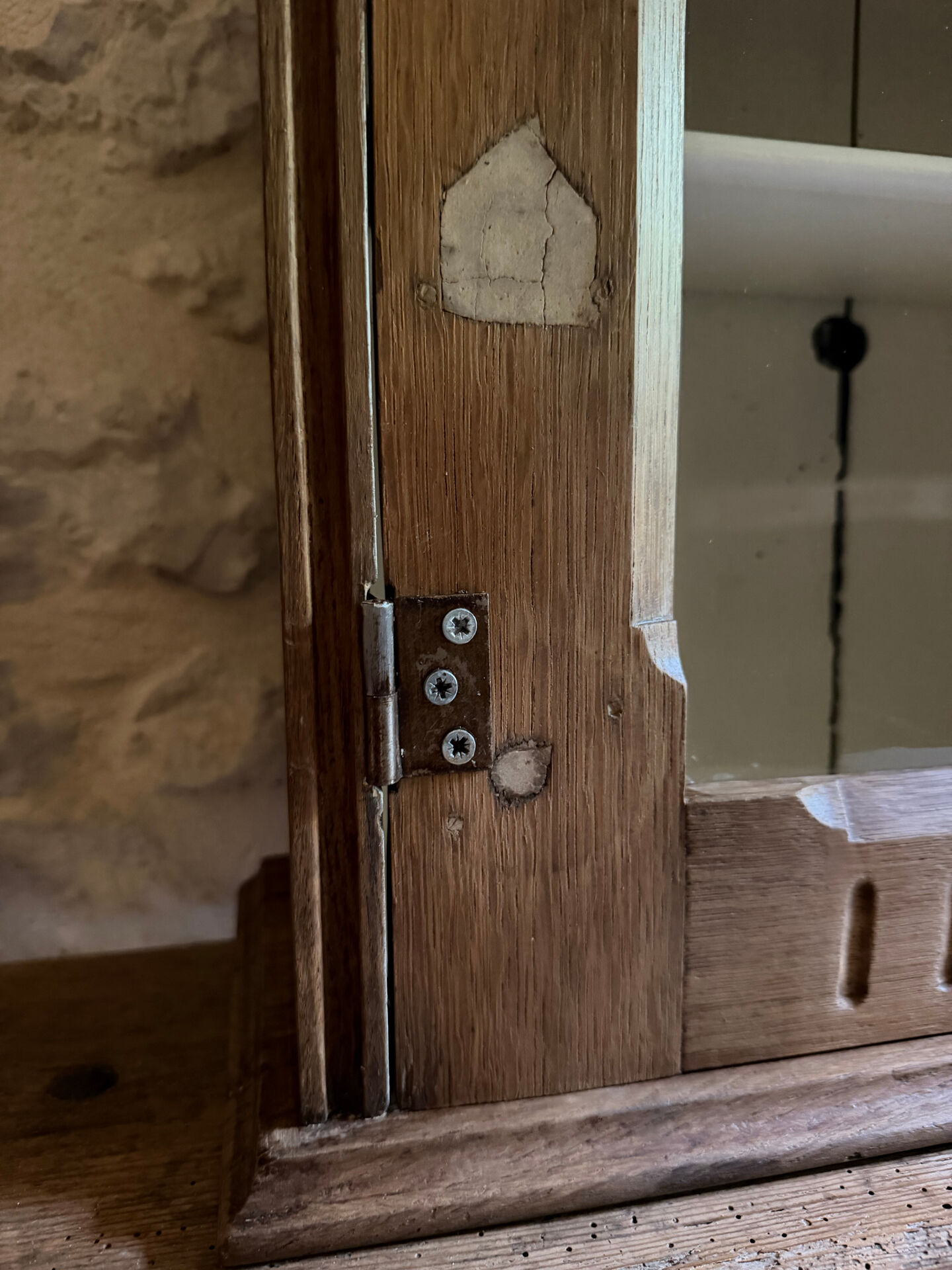 Small vintage display cabinet
