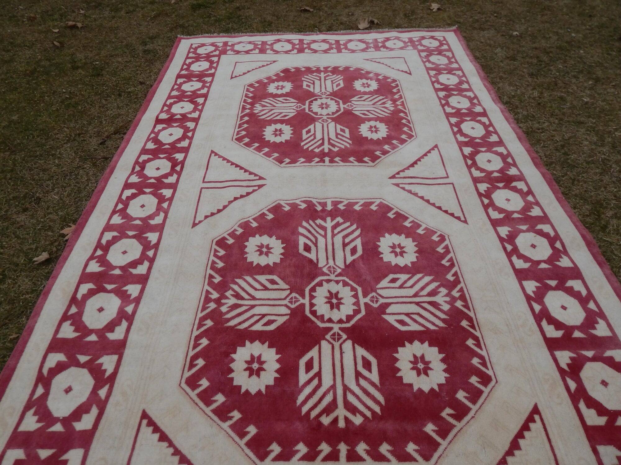 Vintage Turkish carpet handmade 189x316 cm