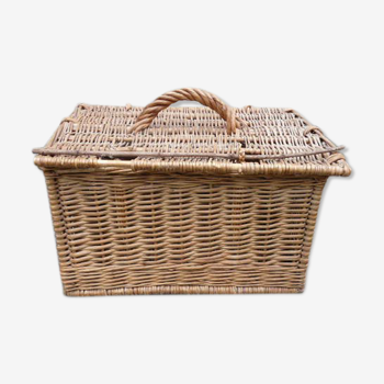 Panier en osier vintage pour volaille lapin