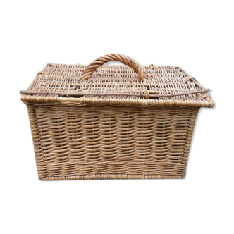 Panier en osier vintage pour volaille lapin