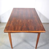 Extendable rosewood dining table year 60