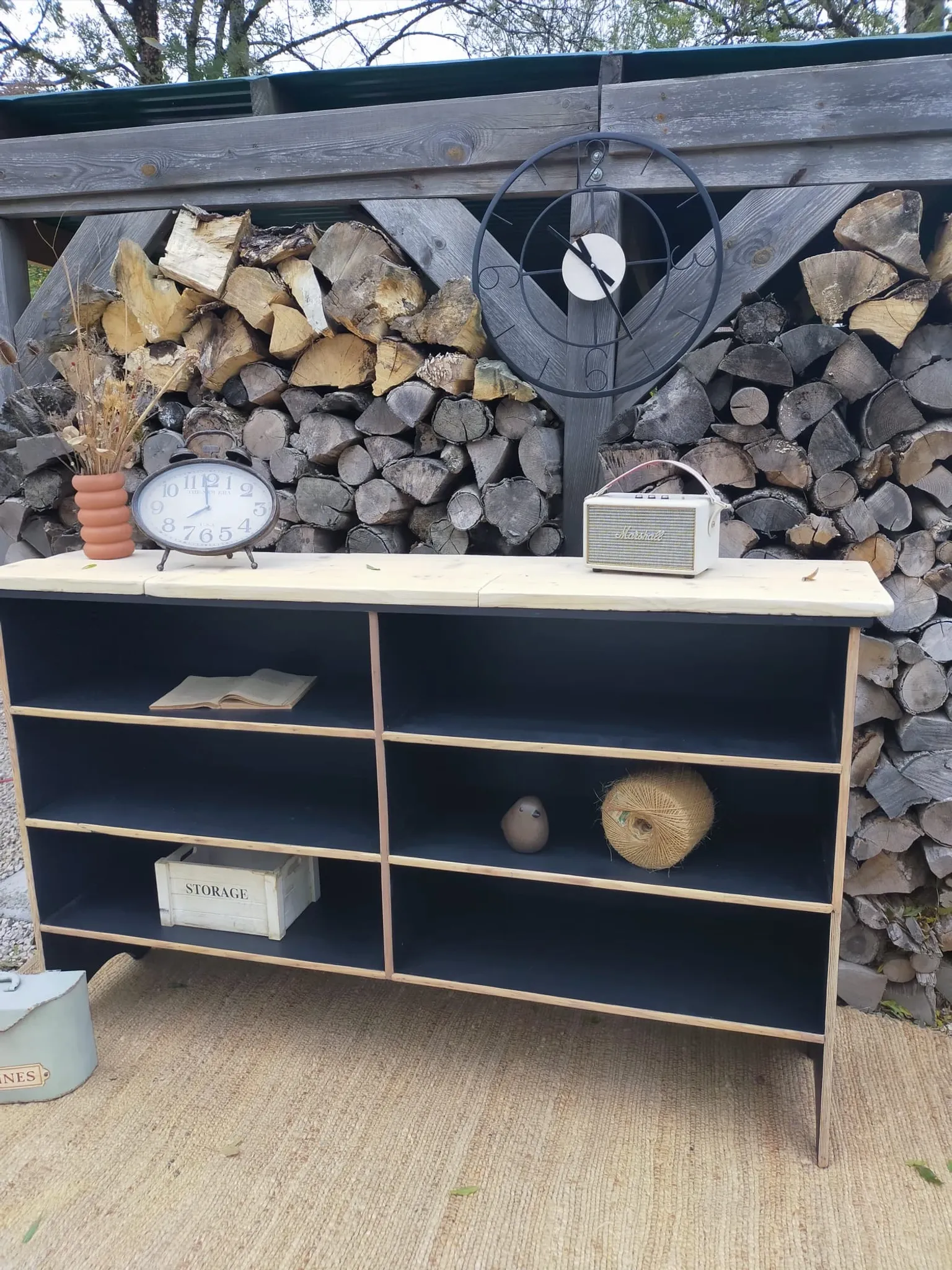 Wooden locker workbench