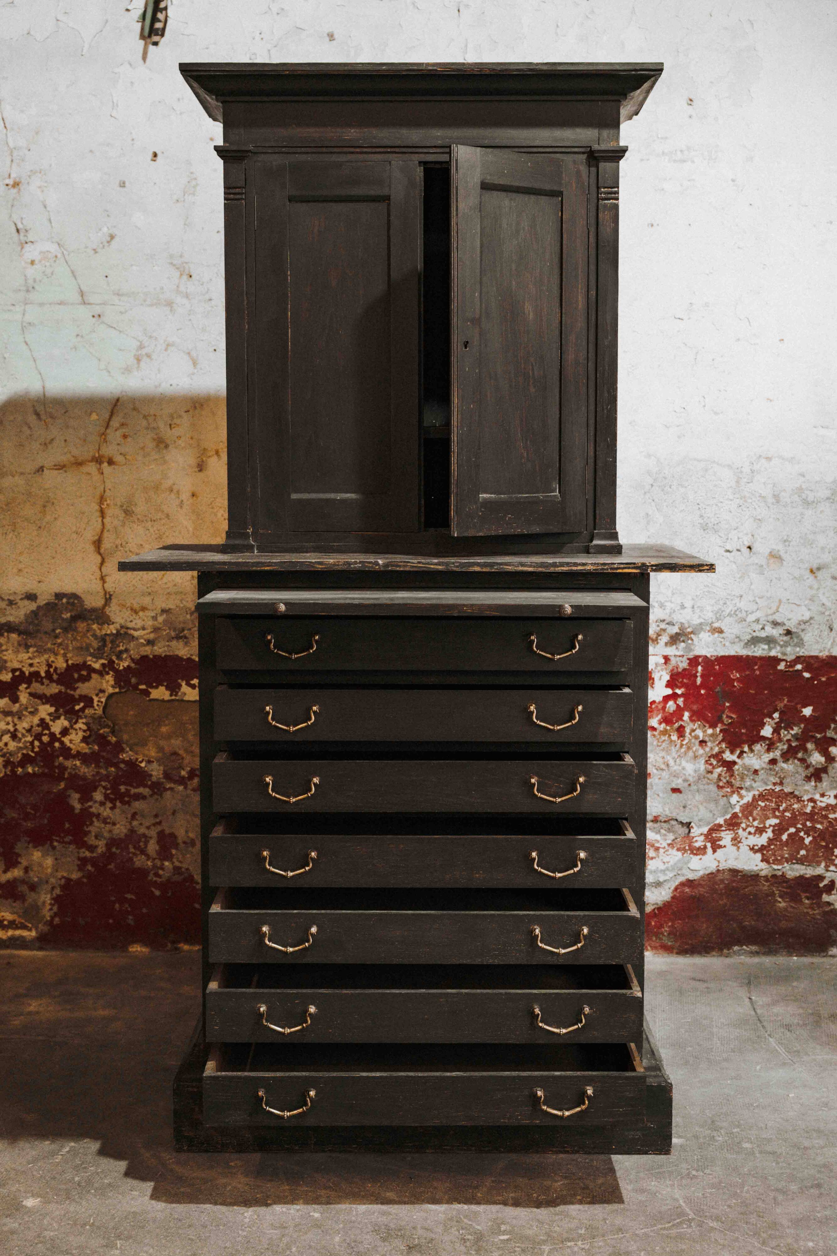 Exceptional piece of craft furniture from the Mérignargues workshop in Nîmes