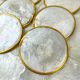 6 Sets de table & 6 sous verre nacre de Capiz et 6 serviettes brodées vintage