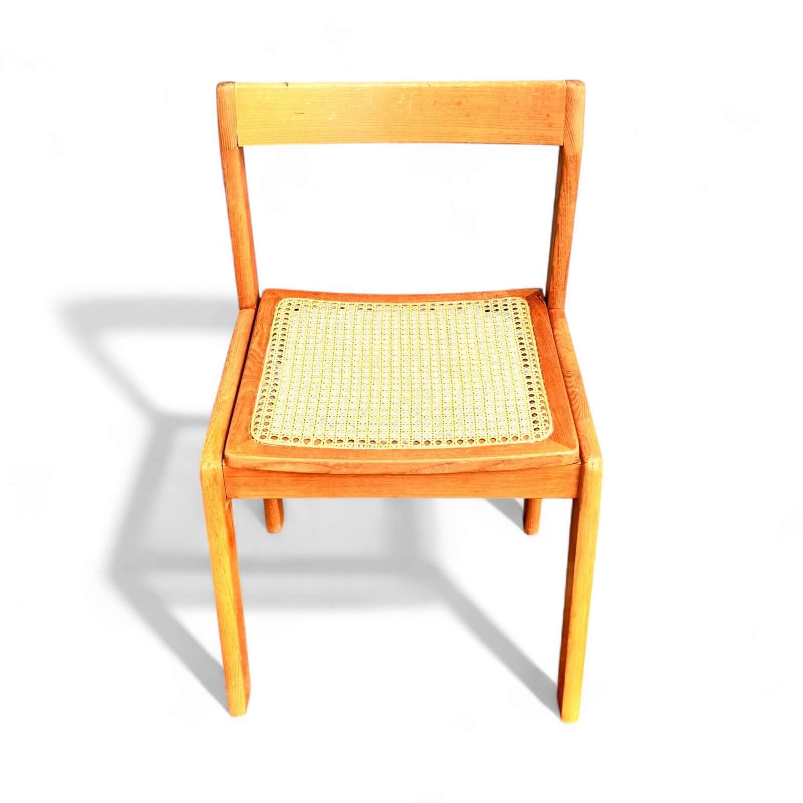 Set of 4 vintage chairs in solid ash and cane