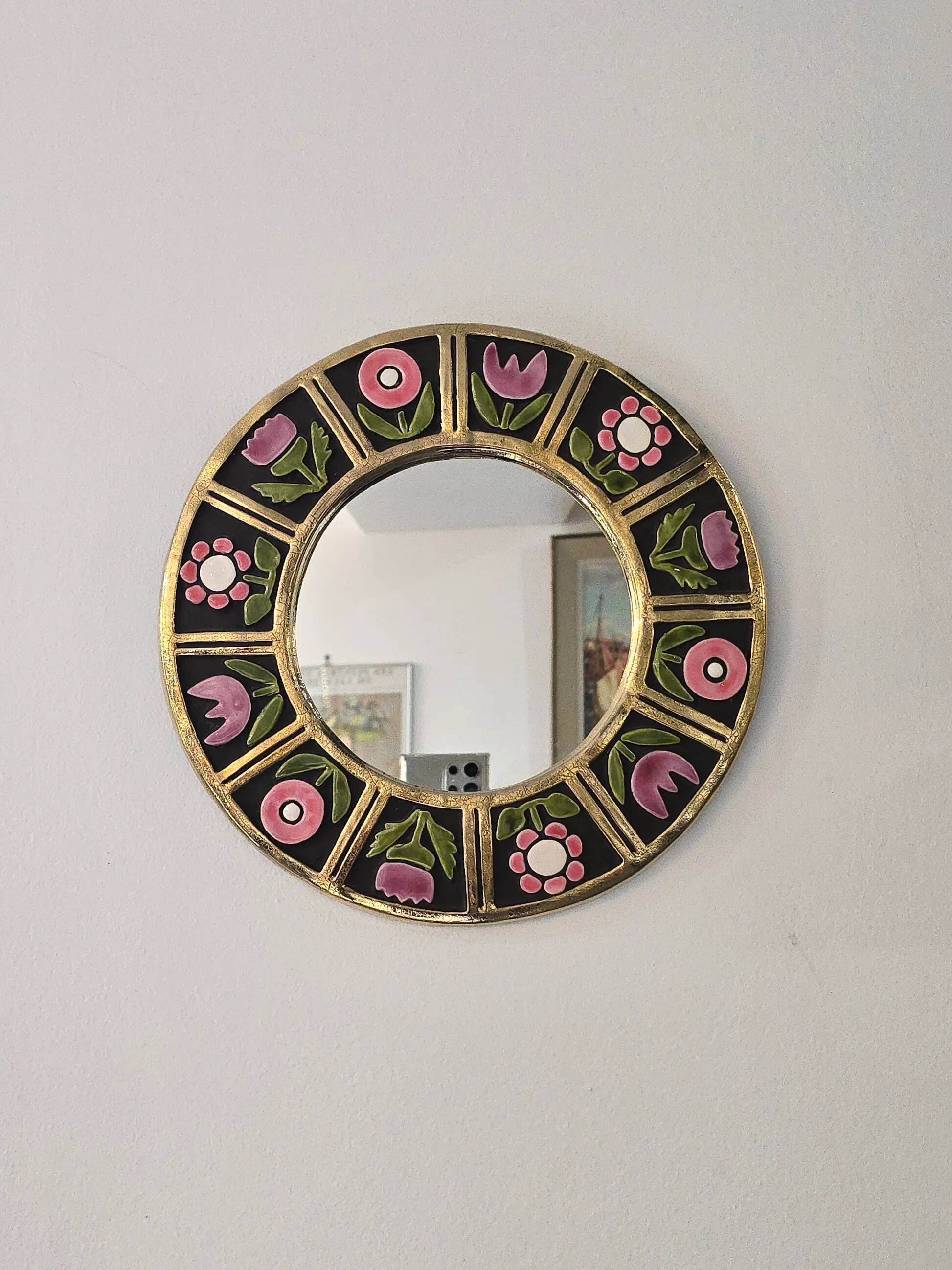 Mithé Espelt - glazed ceramic mirror. Floral decoration, 1960s.