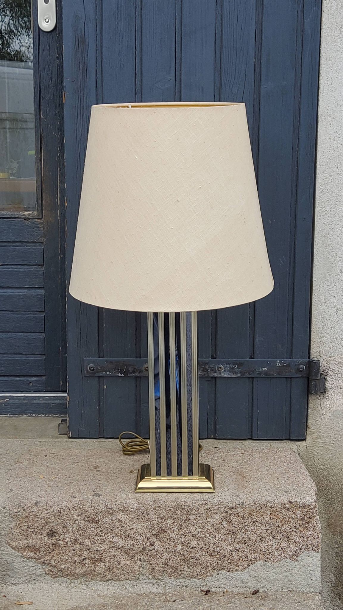 Hollywood Regency style Le Dauphin lamp from the 70s/80s in gilded brass and silver metal