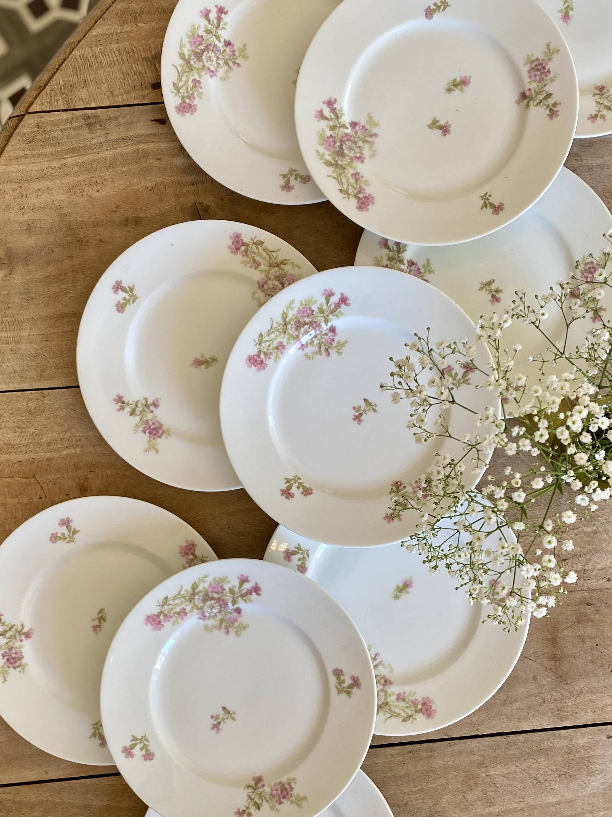 Lot de 10 assiettes à dessert vintage en porcelaine