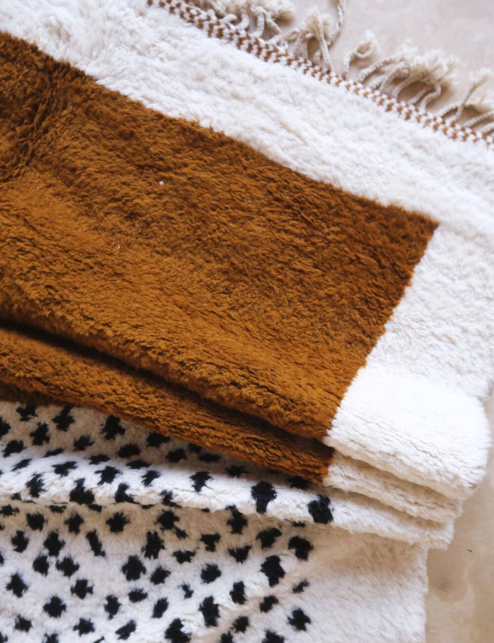 Modern Berber Rug - 291 x 230 cm